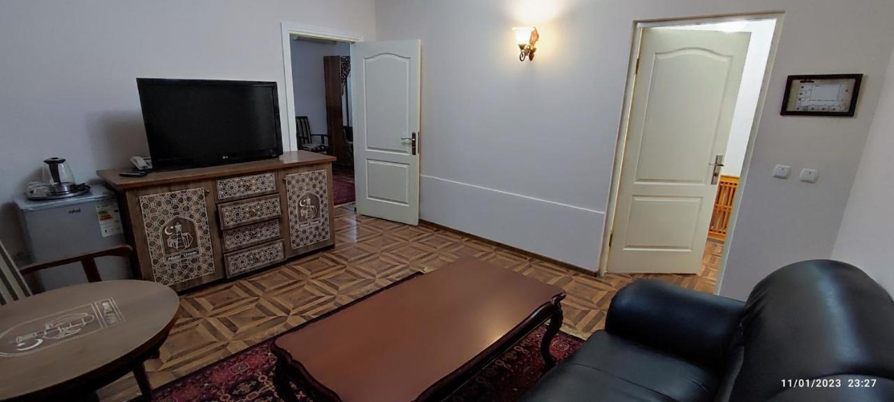 Hotel Nasyuqel Buchara Exteriér fotografie